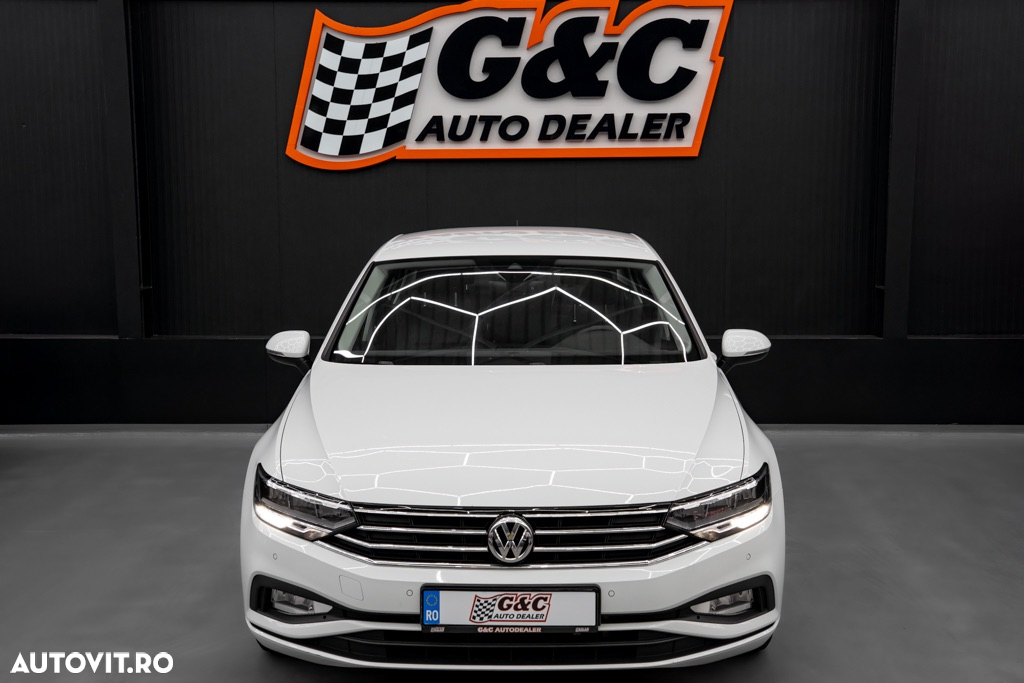 Volkswagen Passat 1.6 TDI DSG Comfortline - 2