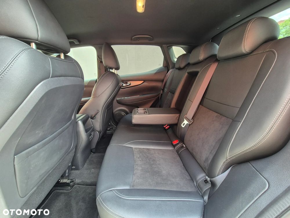 Nissan Qashqai 1.7 dCi Xtronic ALL-MODE 4x4i N-TEC - 26