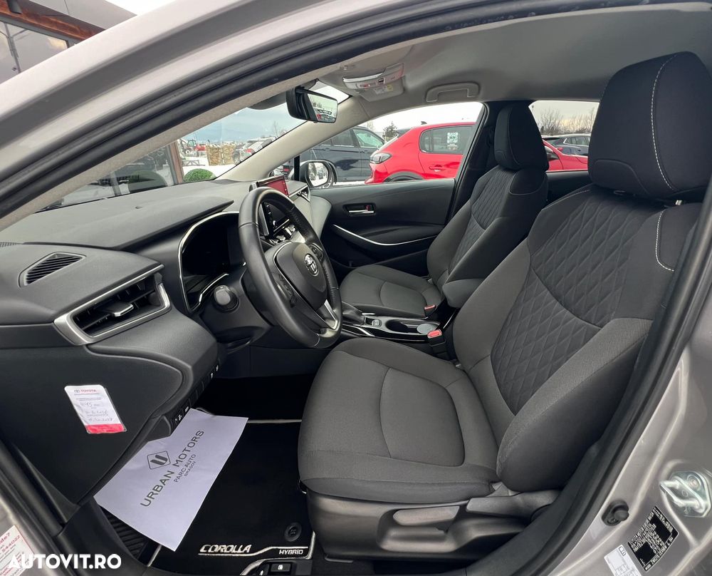 Toyota Corolla 1.8 Hybrid Comfort - 7