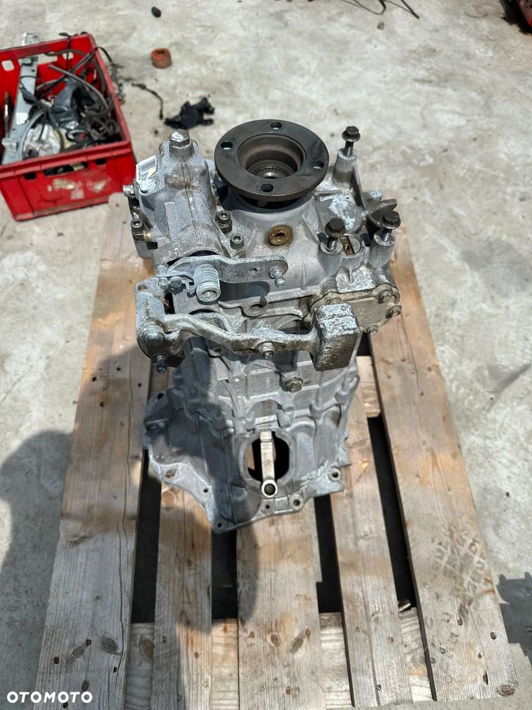 SKRZYNIA BIEGÓW IVECO DAILY 2.3 HPI 6 BIEGÓW 2835.6 8874159 / 93021157 - 4
