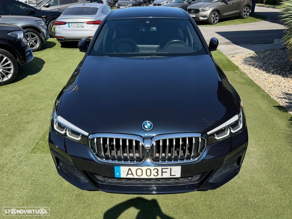 BMW 520 e Pack M — fotografia 9