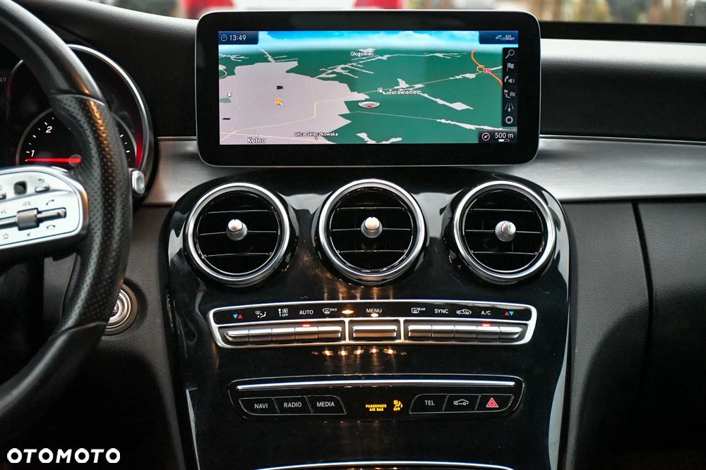 Mercedes-Benz Klasa C 200 d T 9G-TRONIC AMG Line - 18