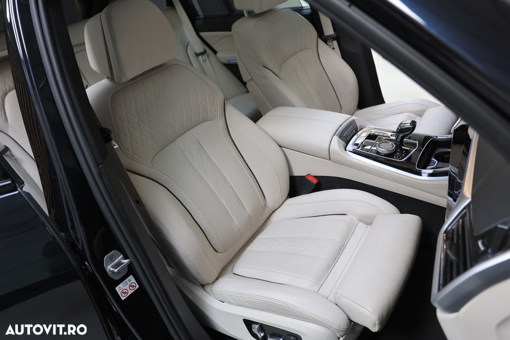 BMW X5 xDrive45e - 34