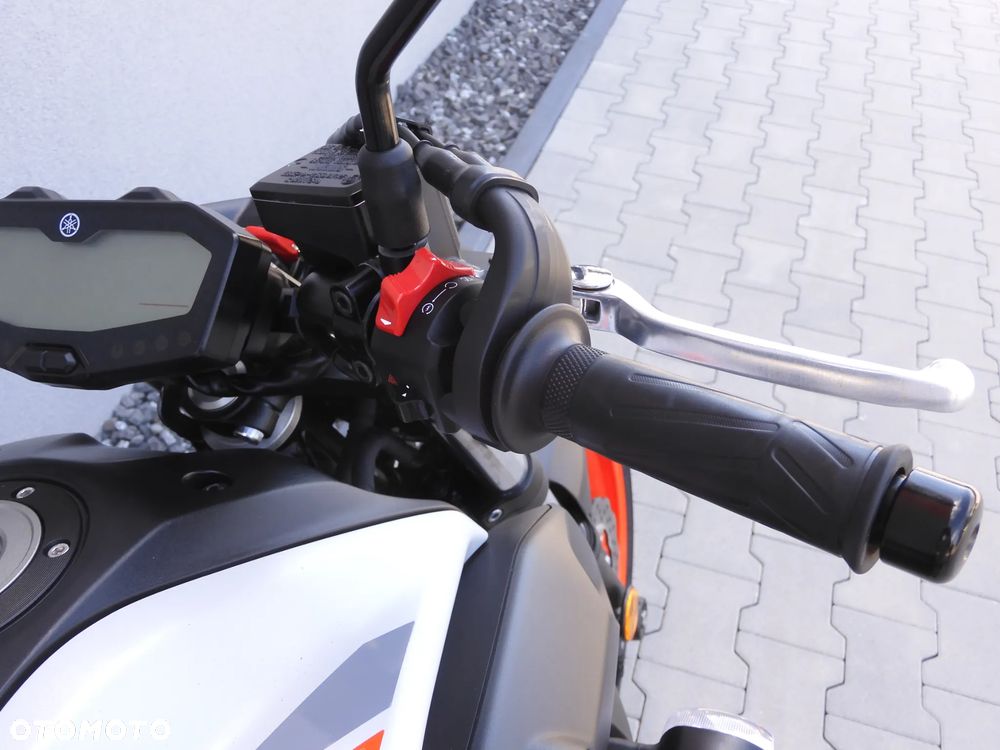 Yamaha MT - 18