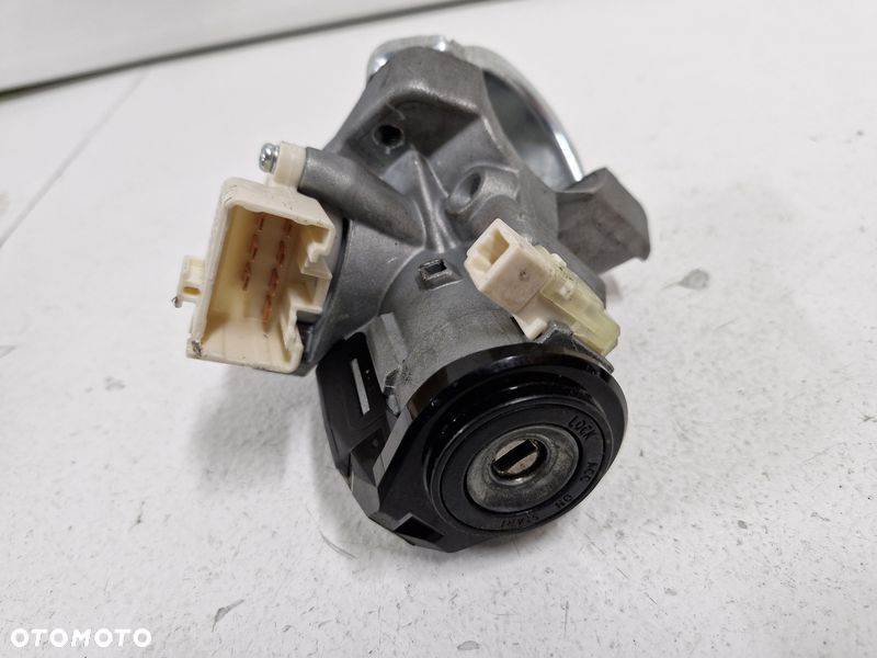 TOYOTA AVENSIS T27 LIFT T29 STACYJKA KLUCZYK PILOT 89783-05030 625510-000 - 4