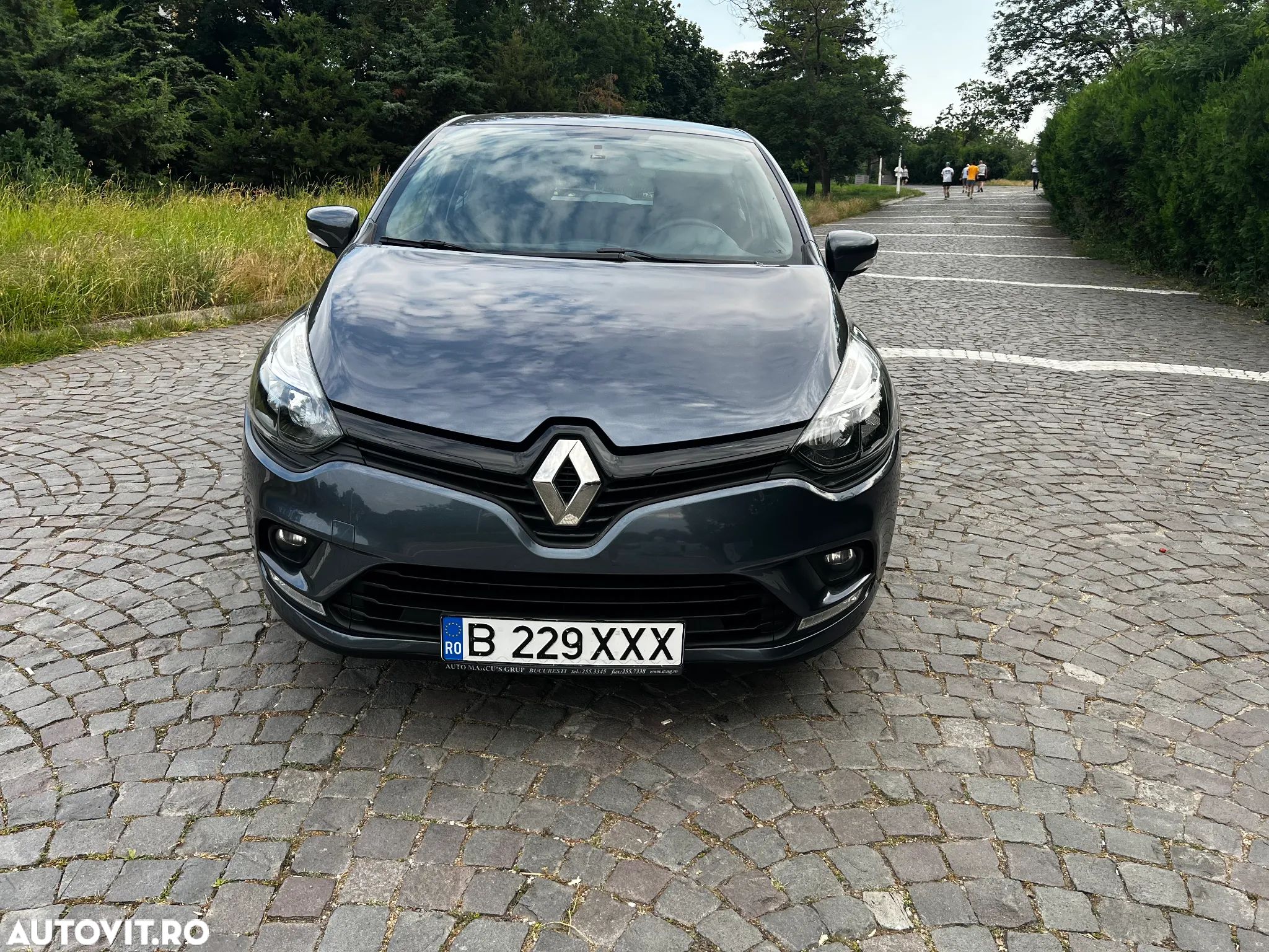 Renault Clio IV TCe Life - 1