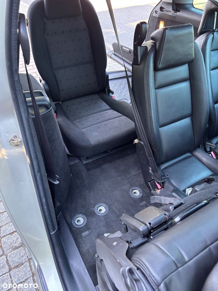 Peugeot 307 2.0 - 31