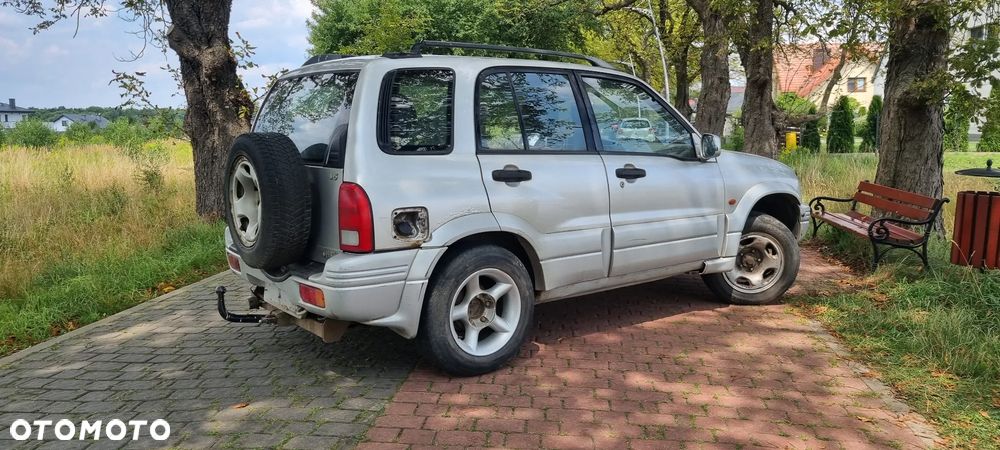 Suzuki Vitara 2.0 V6 Long - 3