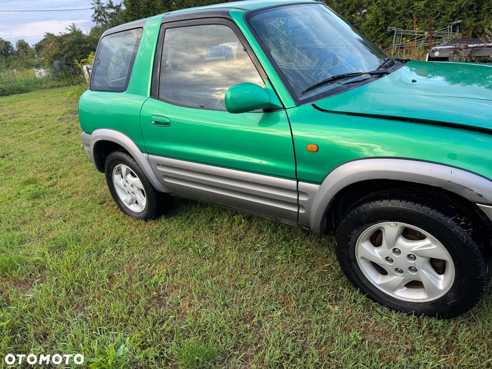 Toyota RAV4 2.0 Special - 15