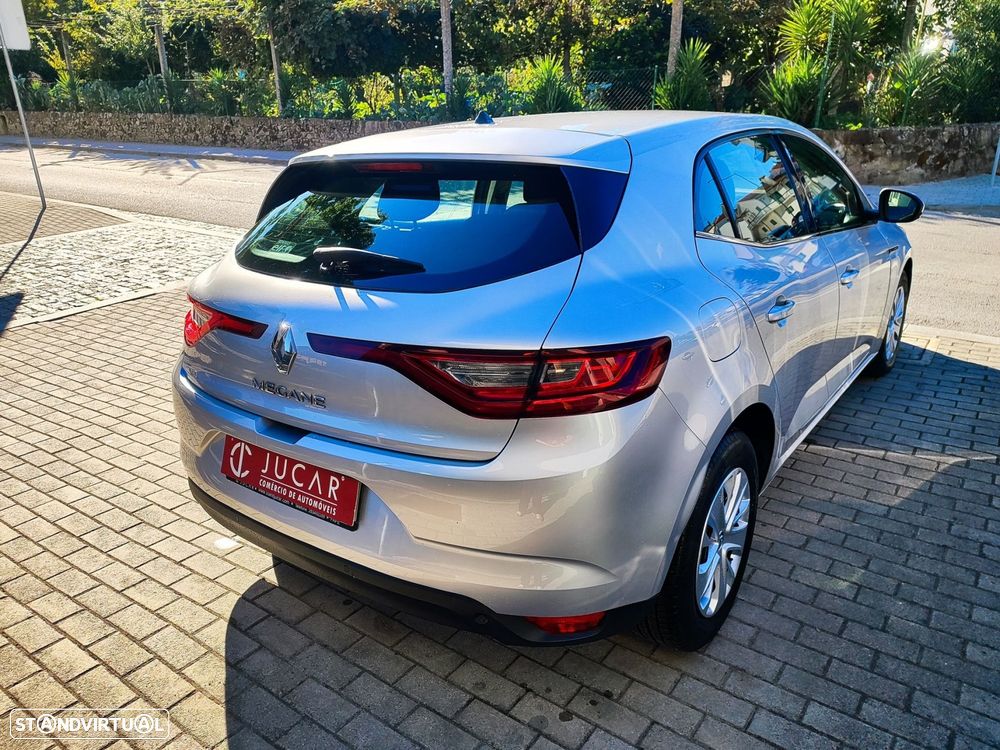 Renault Mégane 1.5 dCi Confort SS - 5