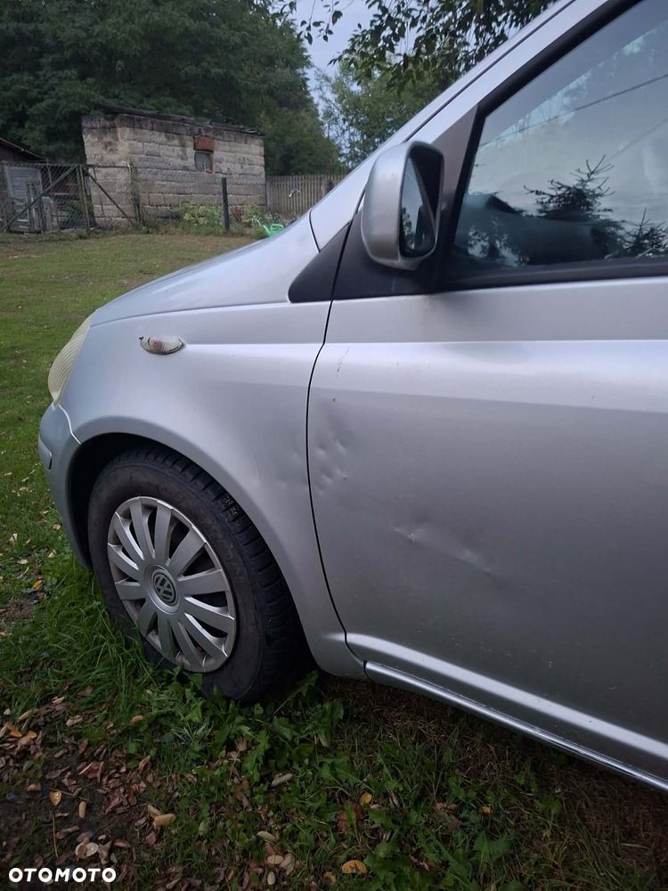 Toyota Yaris - 3