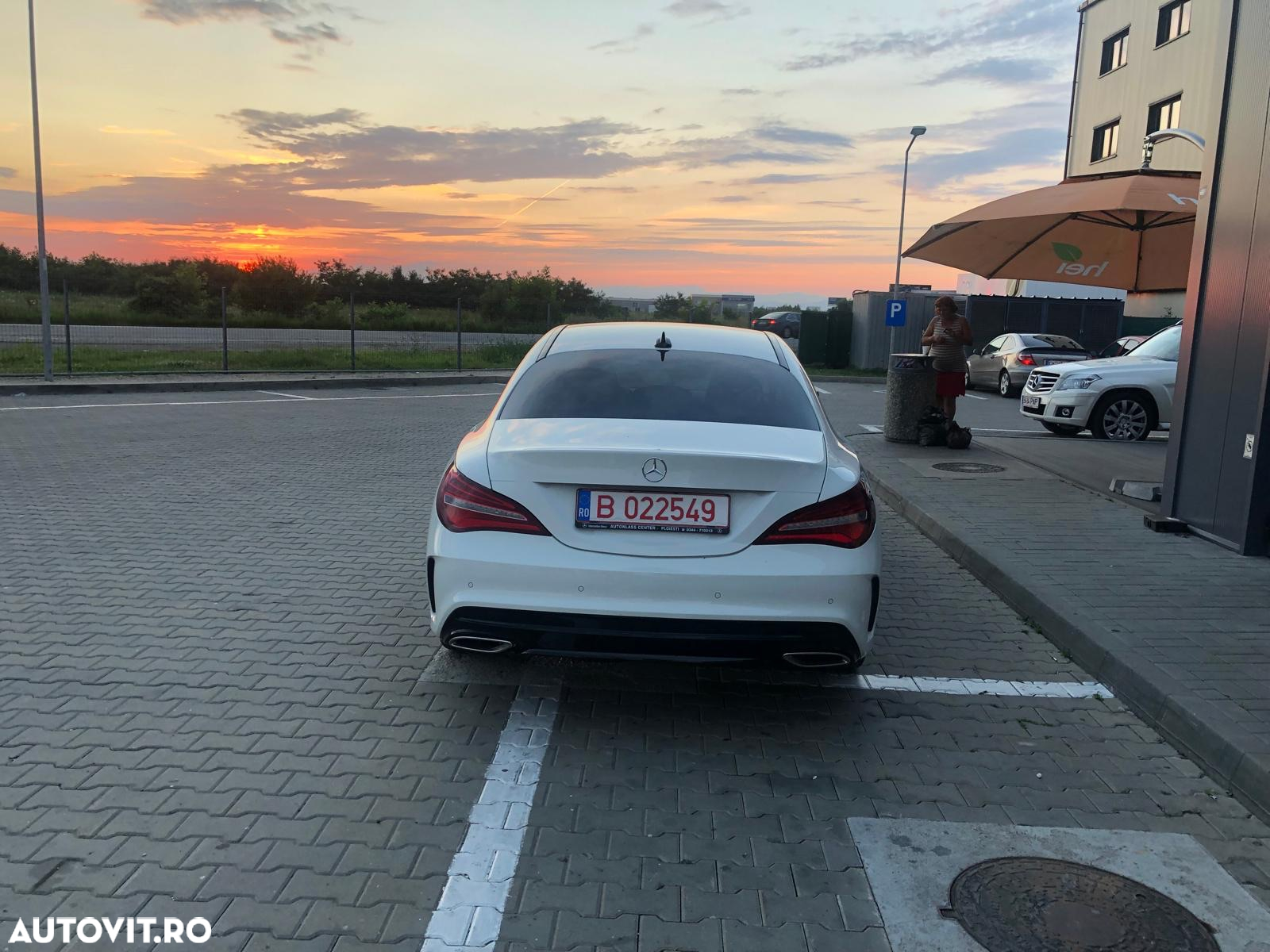 Mercedes-Benz CLA 220 d Aut. - 4