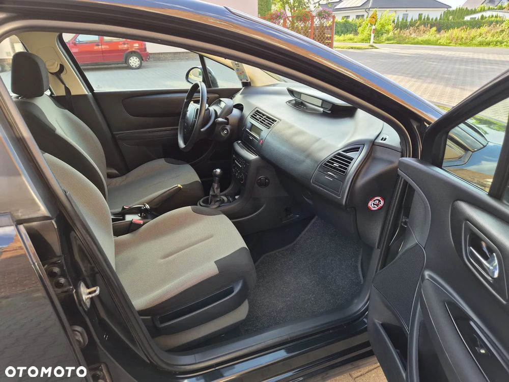 Citroën C4 1.6 16V SX - 5