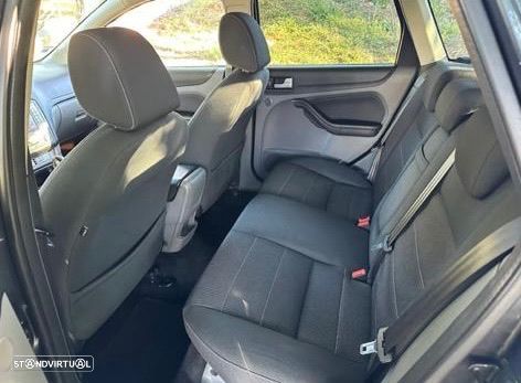 Ford Focus SW 1.6 TDCi Titanium - 6