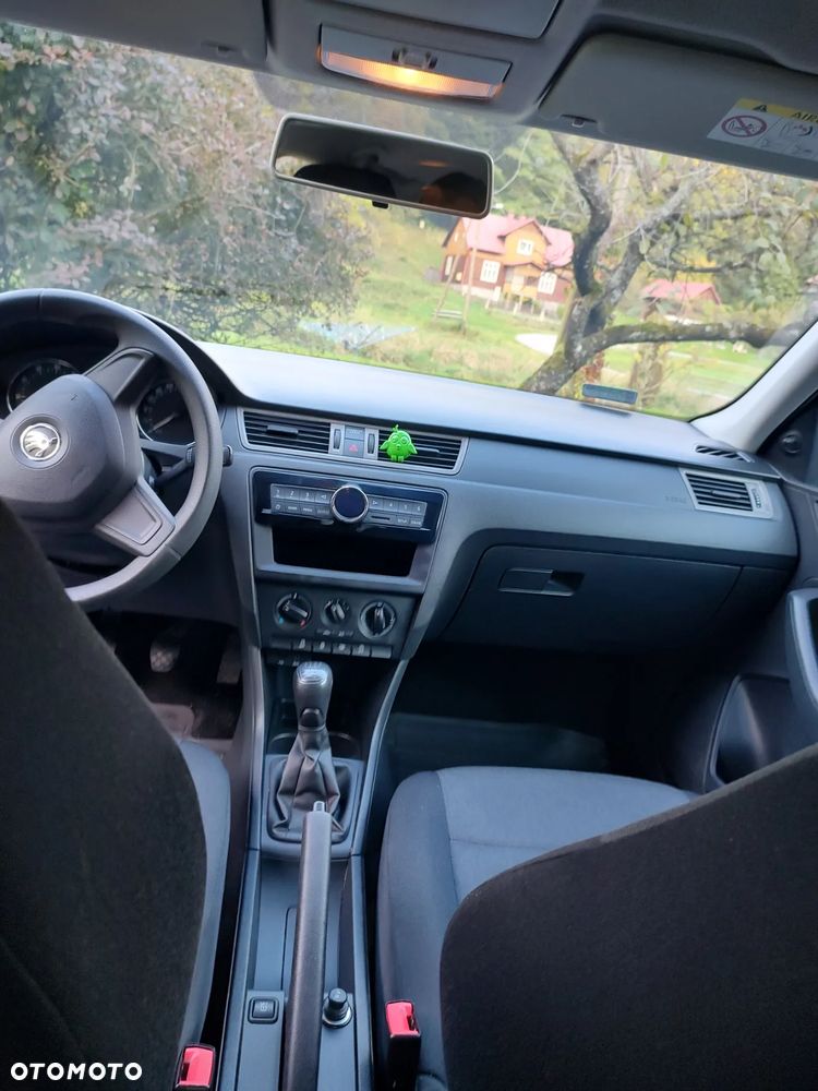 Skoda RAPID Spb 1.2 TSI Active - 11