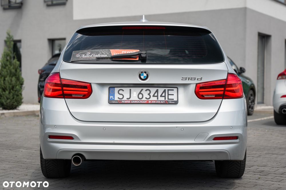 BMW Seria 3 318d - 19