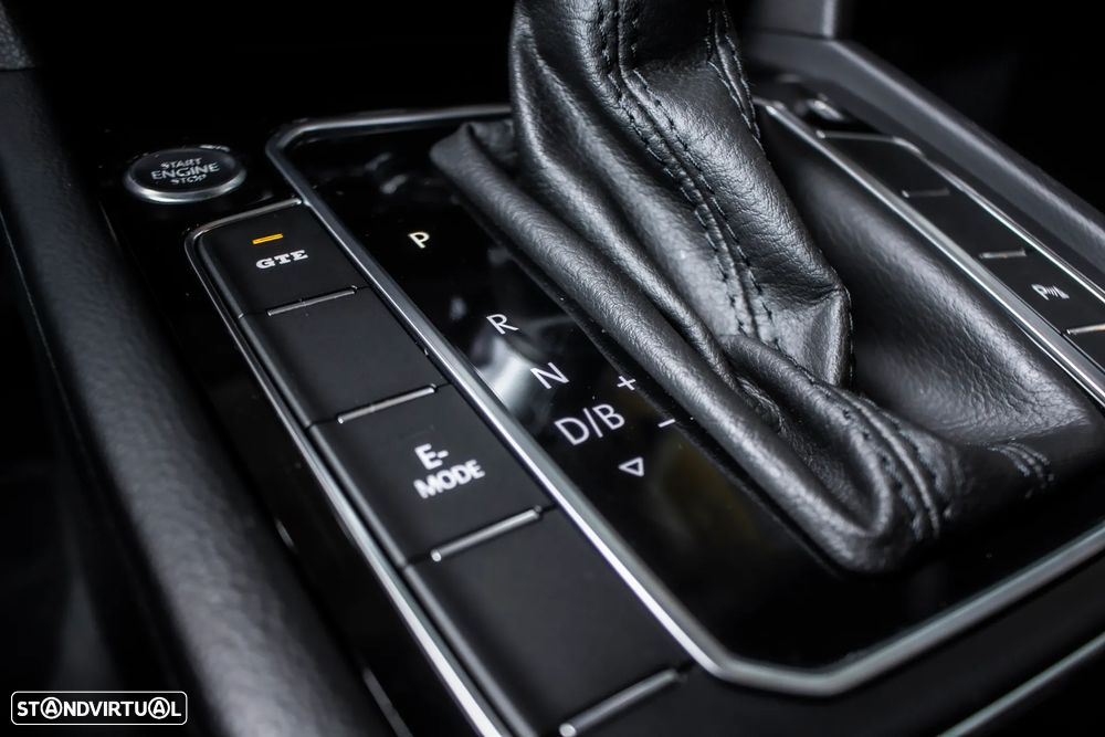 VW Passat Variant 1.4 TSI DSG GTE - 23