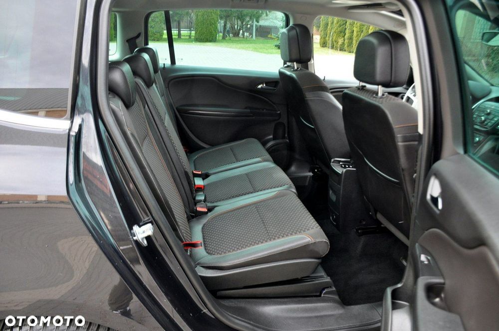 Opel Zafira - 19