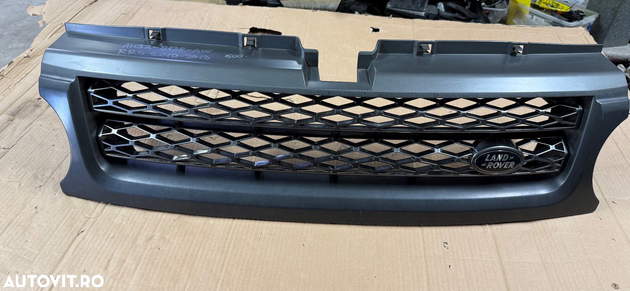 Grila radiatoare RANGE ROVER SPORT an 2010-2013  fara defecte cod AH32-8138-AW - 1
