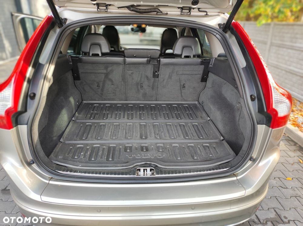 Volvo XC 60 D4 Drive-E Summum - 8