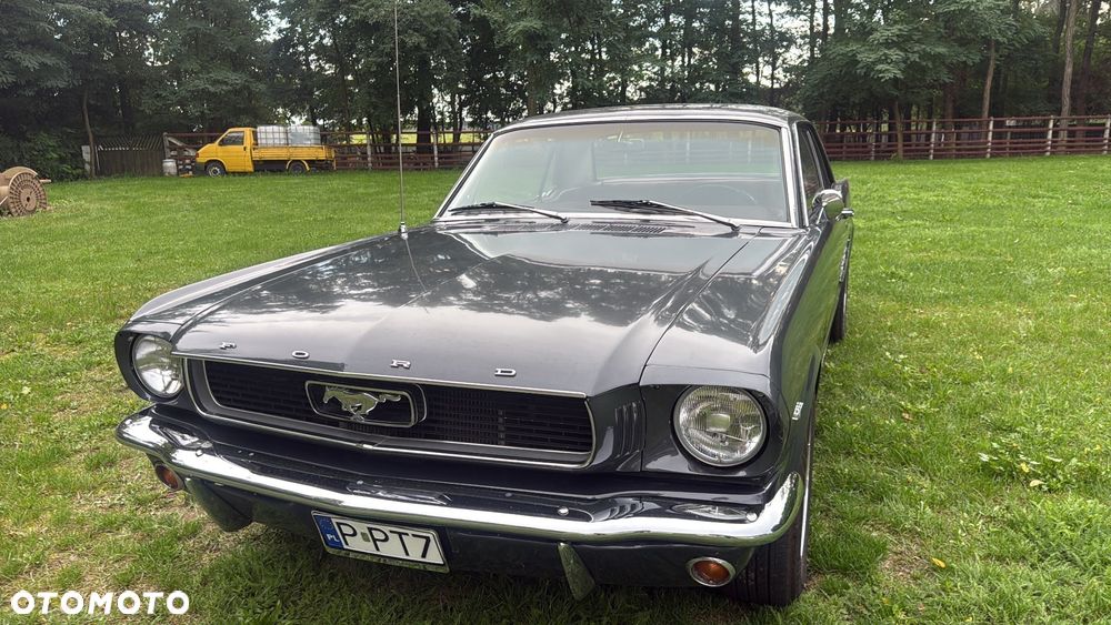 Ford Mustang - 15