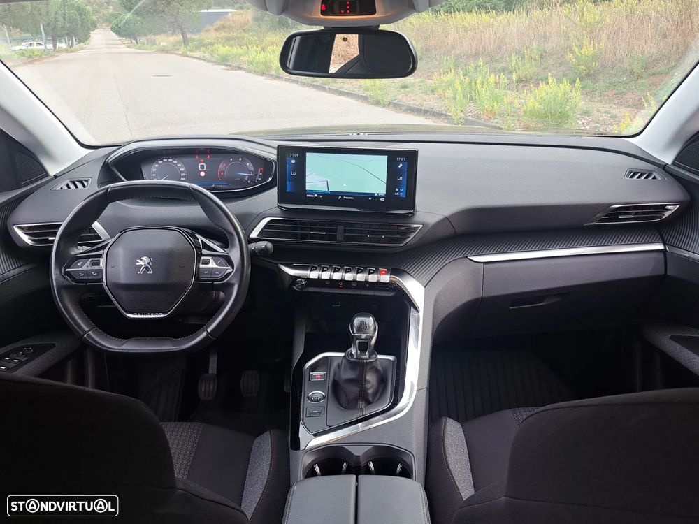 Peugeot 3008 2021 photo 3