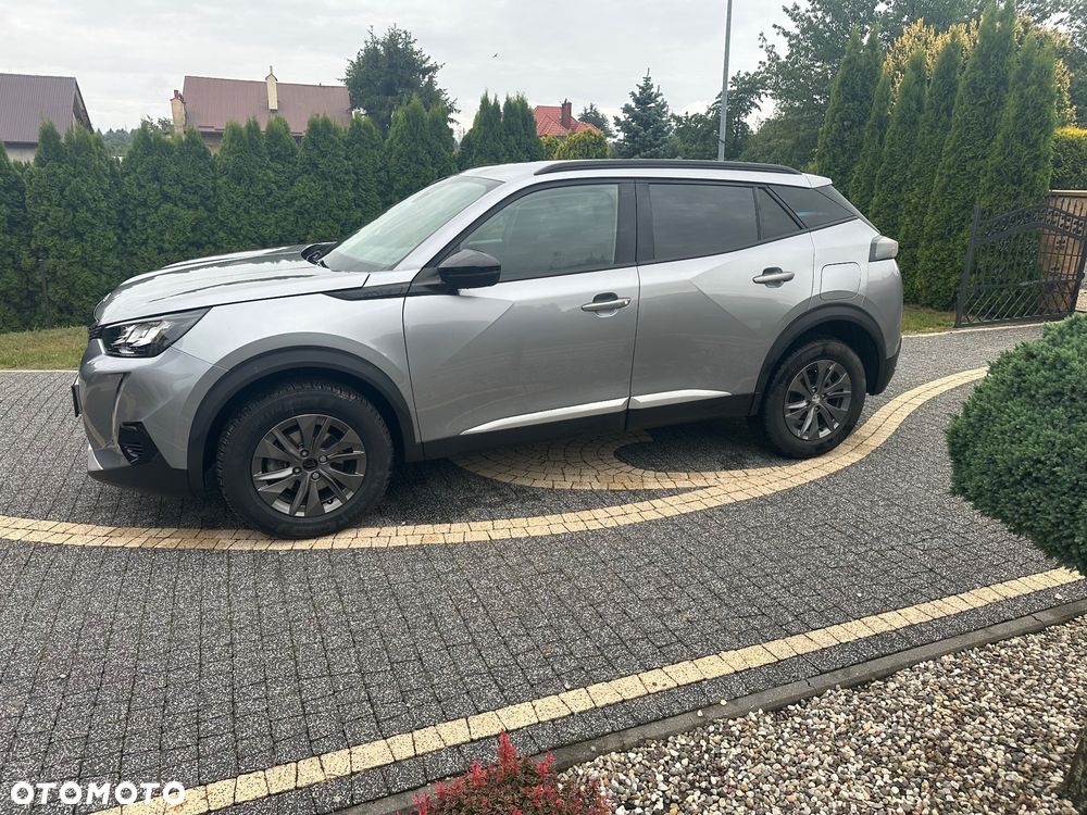 Peugeot 2008 1.2 Pure Tech Allure S&S - 8