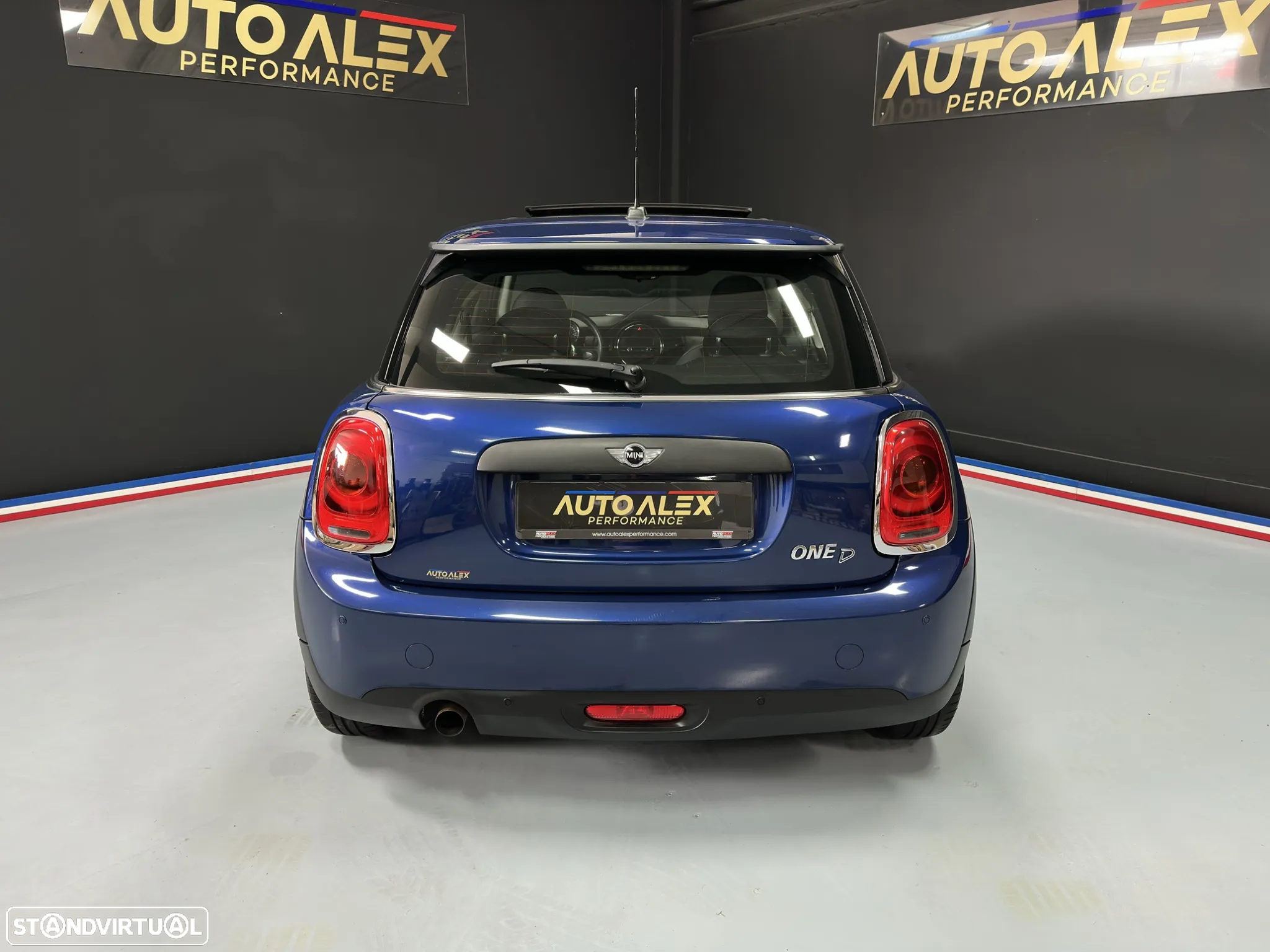 MINI 3 Portas One D - 5