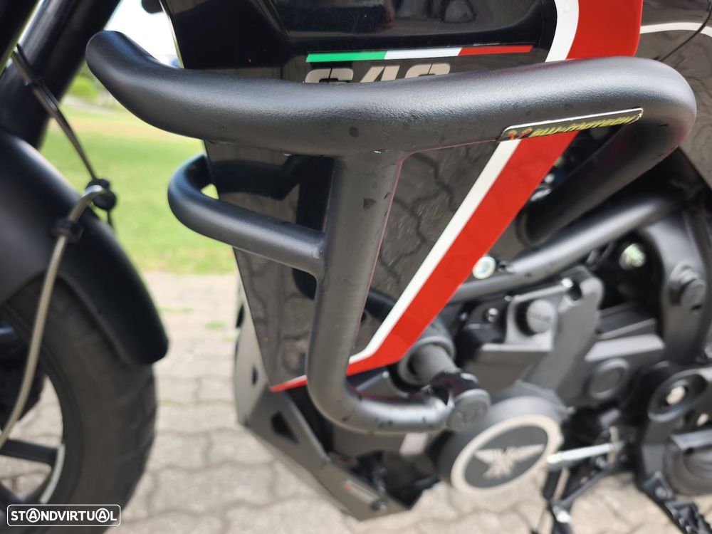 Moto Morini X-Cape 650 - 16