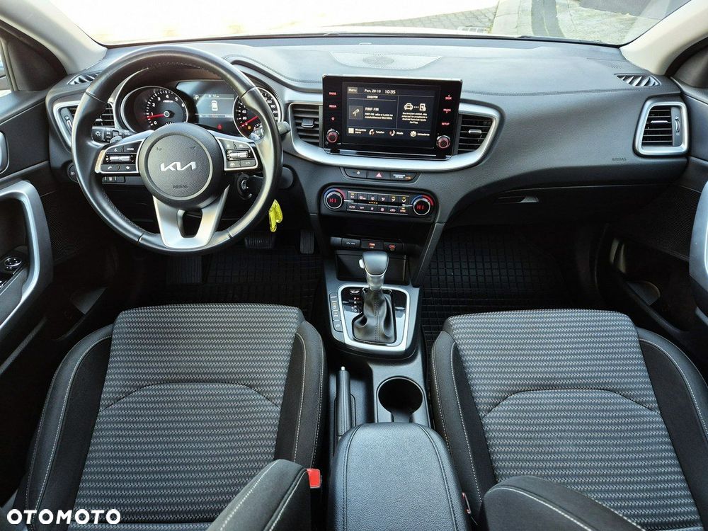 Kia Ceed 1.5 T-GDI M DCT - 30