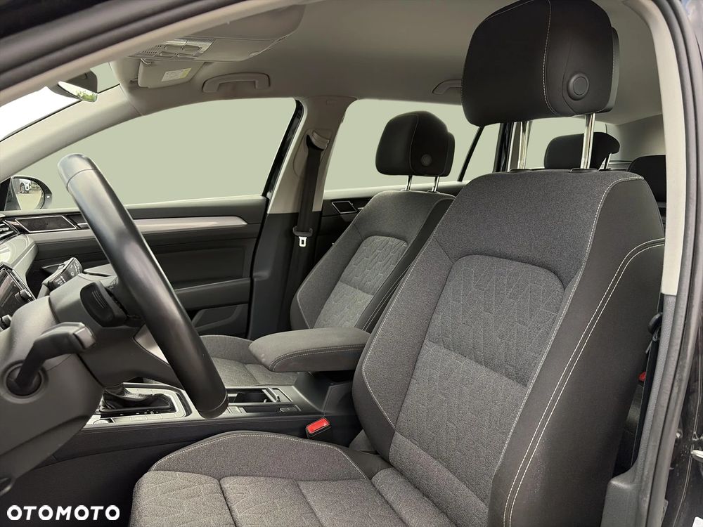 Volkswagen Passat 1.5 TSI EVO Business DSG - 10