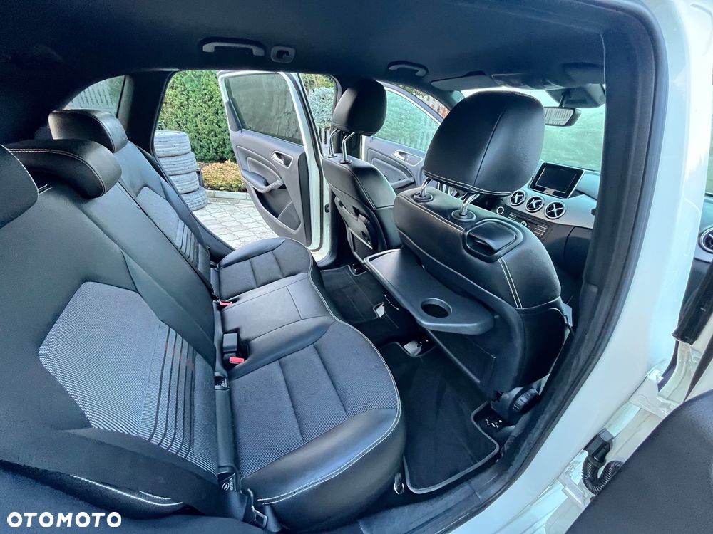 Mercedes-Benz Klasa B - 26