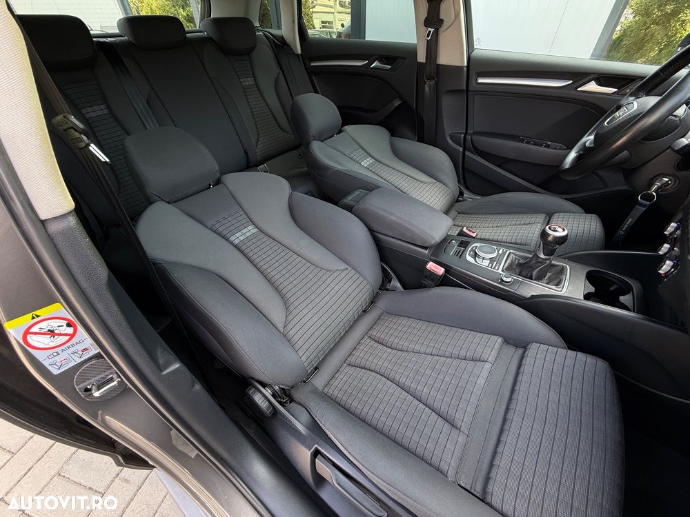 Audi A3 2.0 TDI (clean diesel) S line Sportpaket - 28