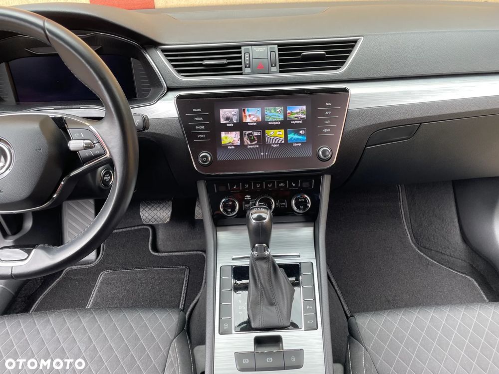 Skoda Superb 1.5 TSI Ambition DSG - 12