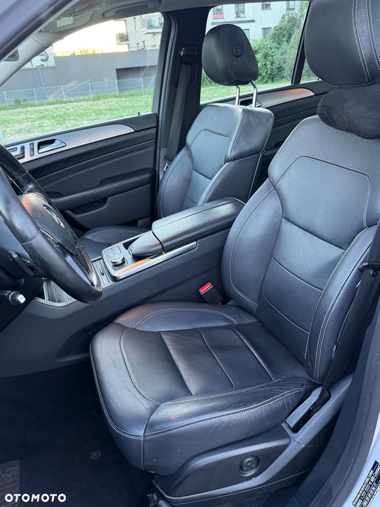 Mercedes-Benz ML - 16