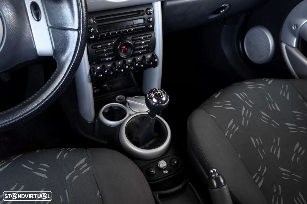MINI Cabrio One 1.6 - 13