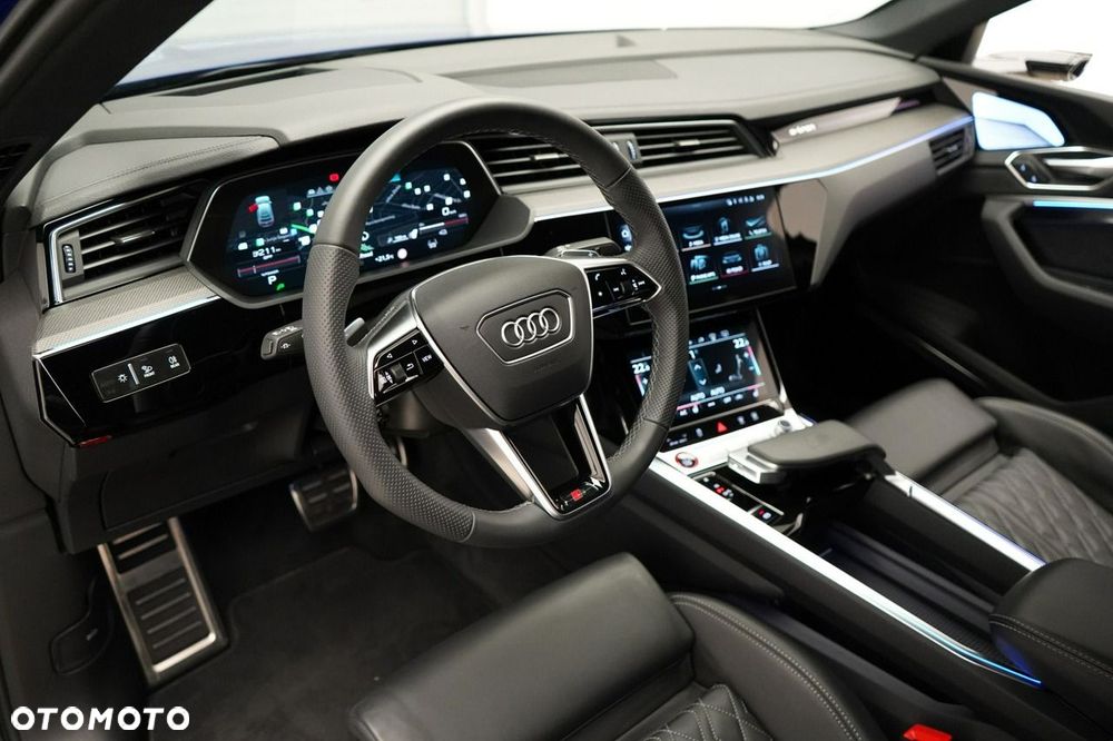 Audi SQ8 e-tron - 14