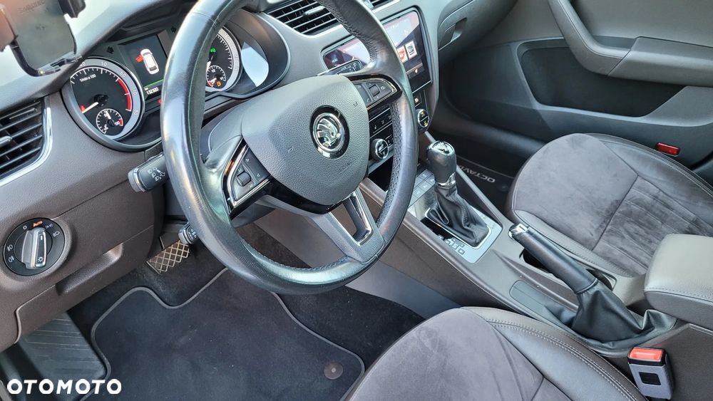 Skoda Octavia 1.8 TSI 4x4 DSG L&K - 26