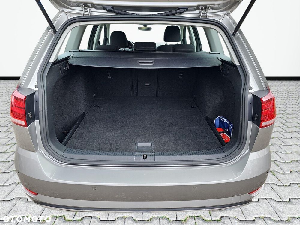Volkswagen Golf - 35