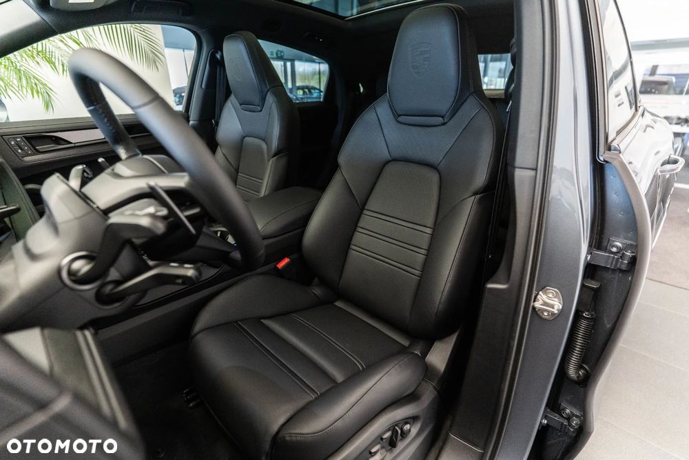 Porsche Cayenne Black Edition - 10