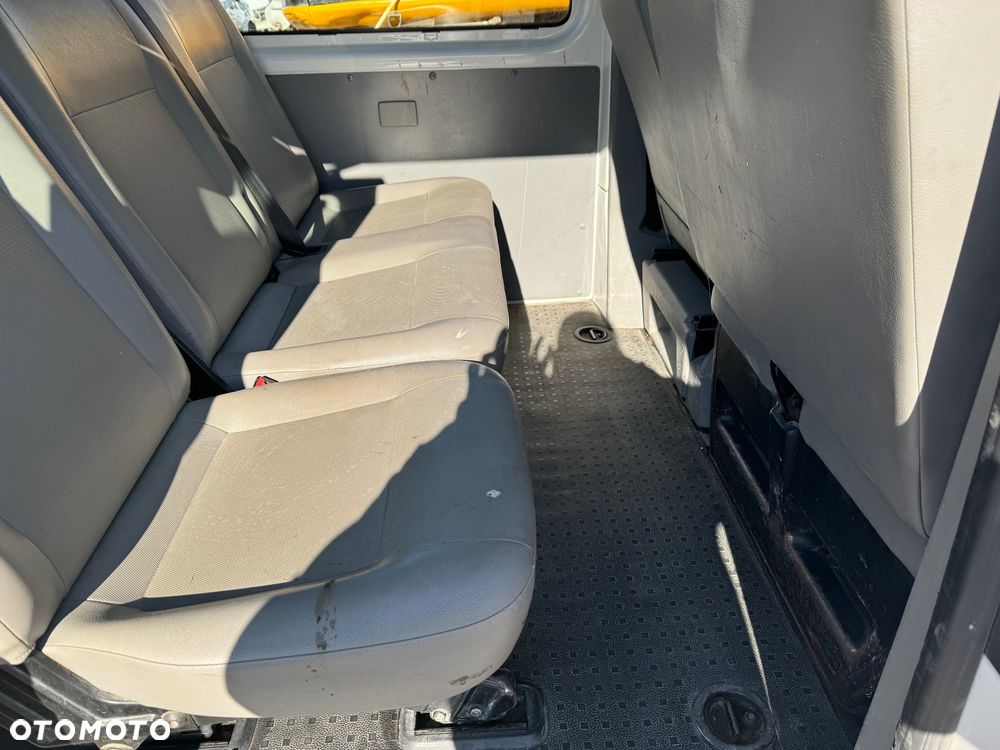 Volkswagen Transporter - 5