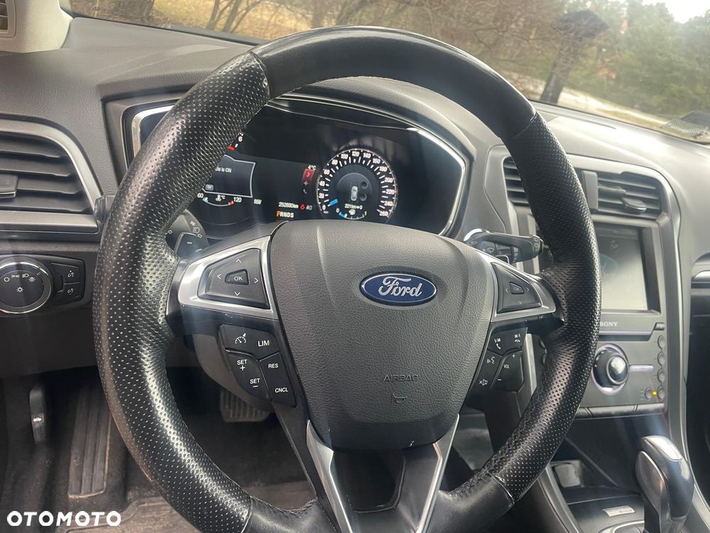 Ford Mondeo 2.0 TDCi Titanium PowerShift - 5