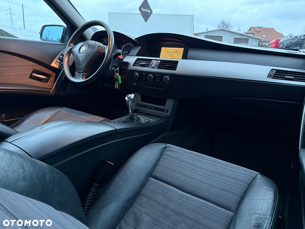 BMW Seria 5 - 34