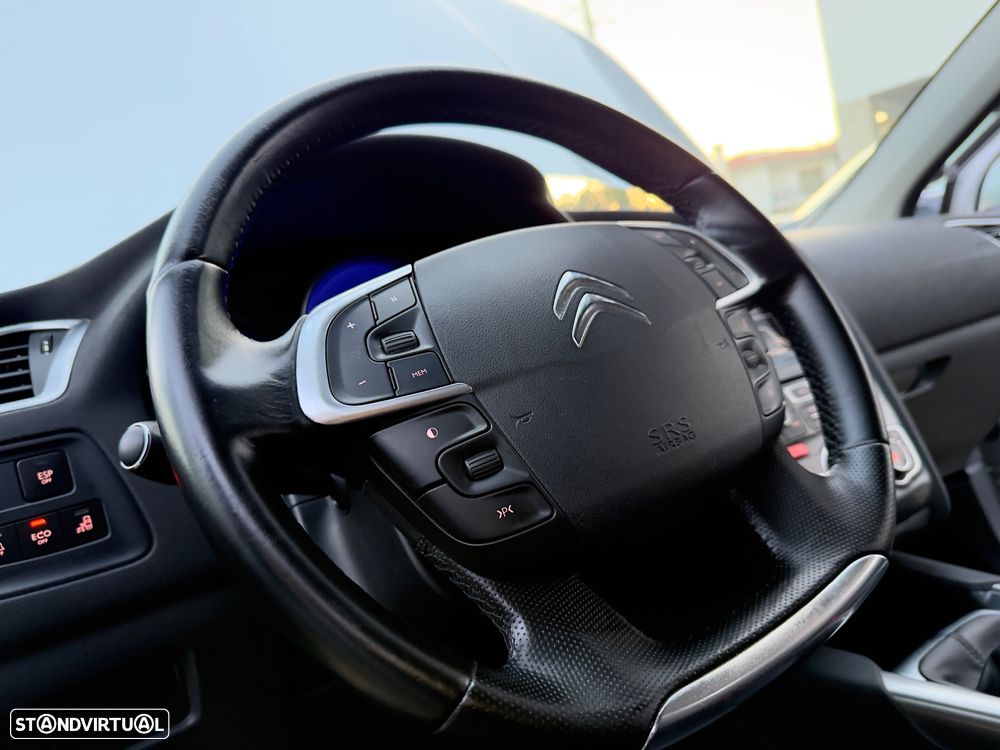Citroën C4 HDi 110 Exclusive - 41