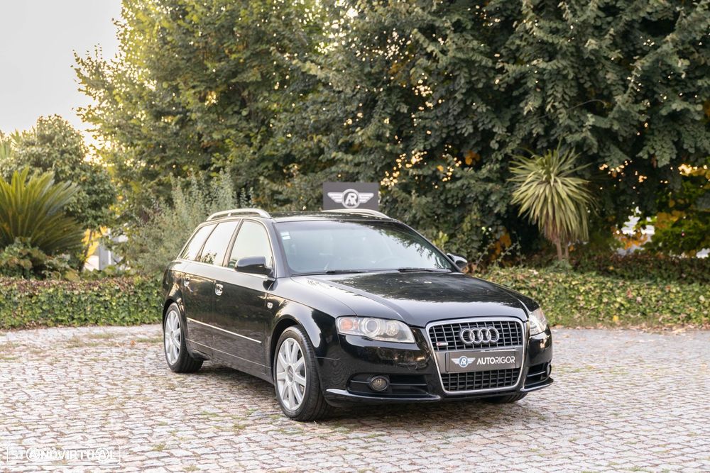 Audi A4 - 1