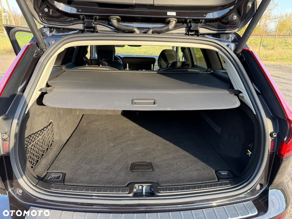 Volvo V60 Cross Country T5 AWD Geartronic - 14