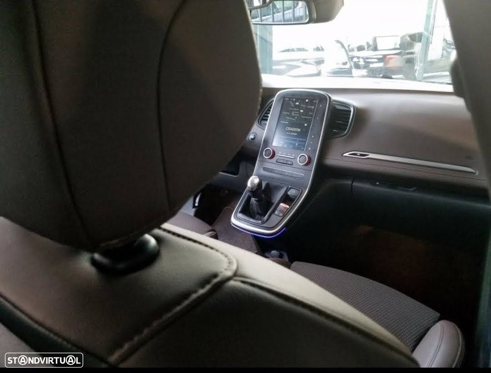 Renault Scénic 1.5 dCi Bose Edition SS - 18