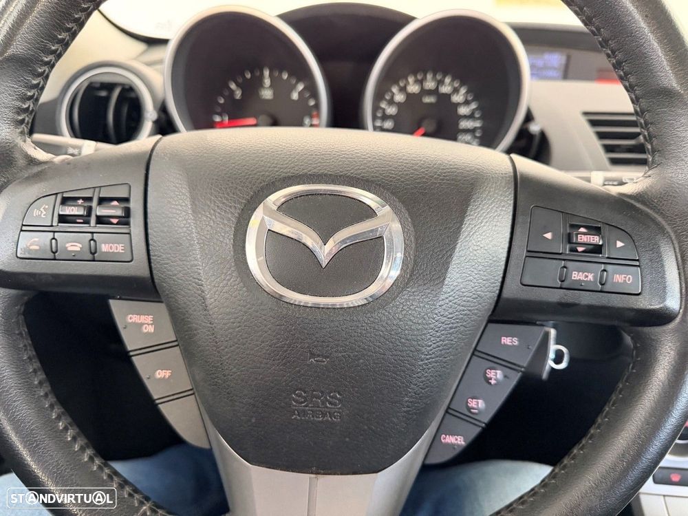 Mazda 3 Hatchback MZ-CD 1.6 Exclusive Plus - 24