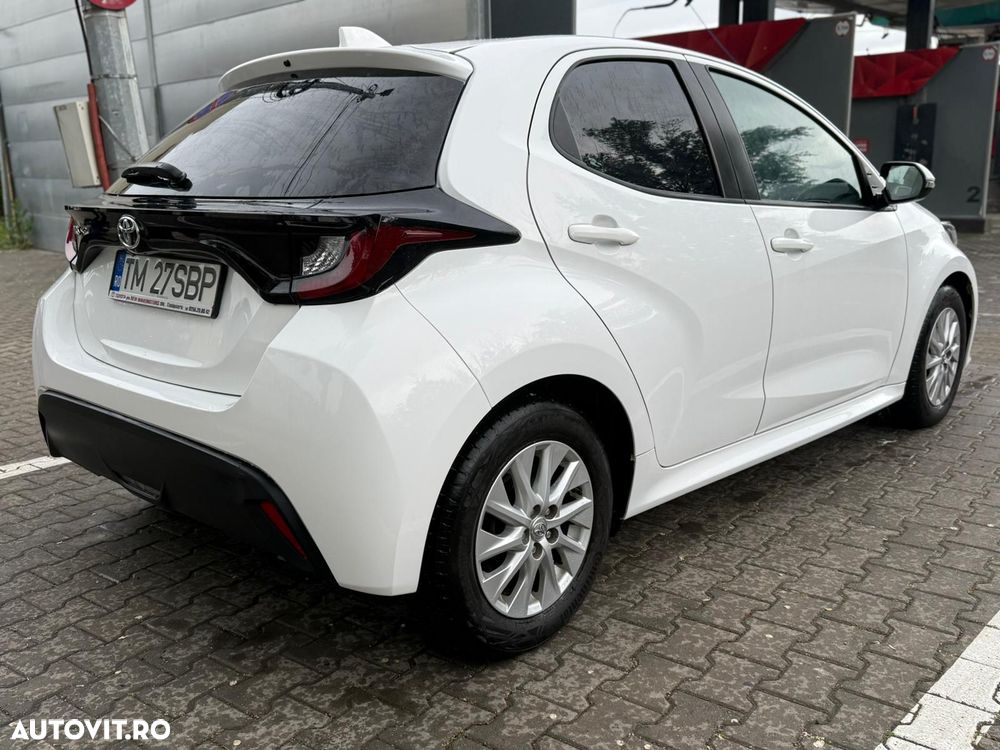 Toyota Yaris 1.5 L Active - 8