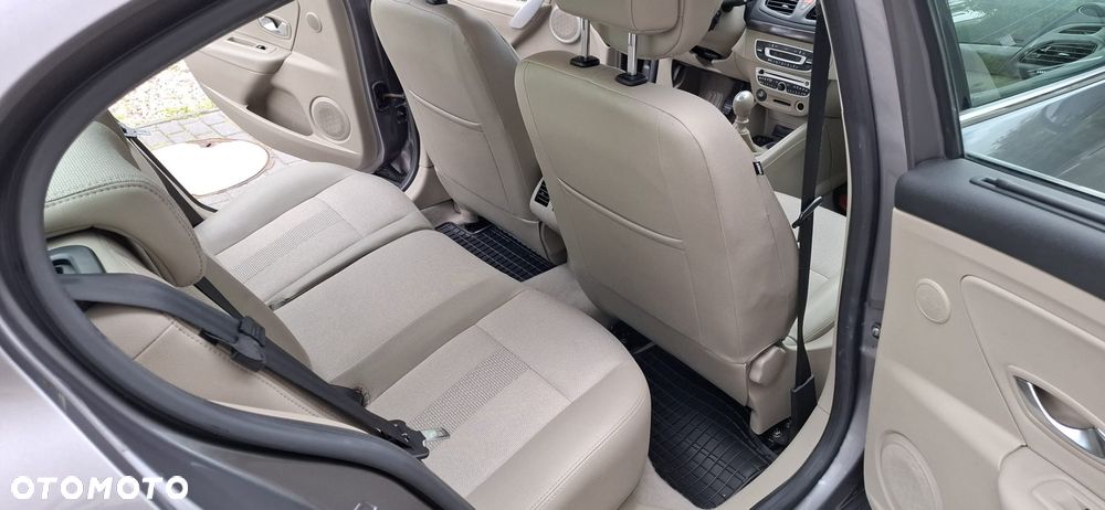 Renault Fluence - 20